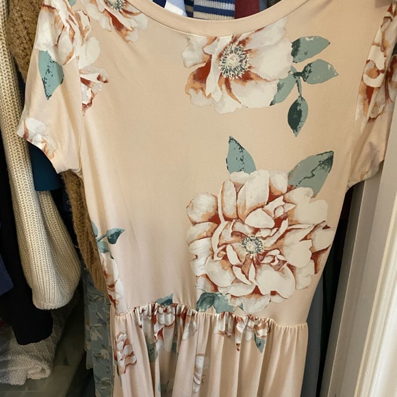 Reb & J Pink Flower Maxi Dress - Picture 3 of 5